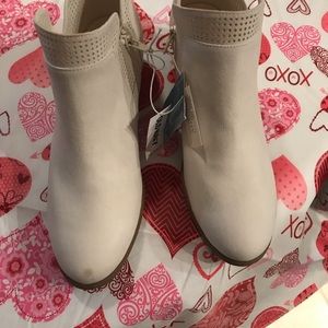NWT Old Navy Boots
